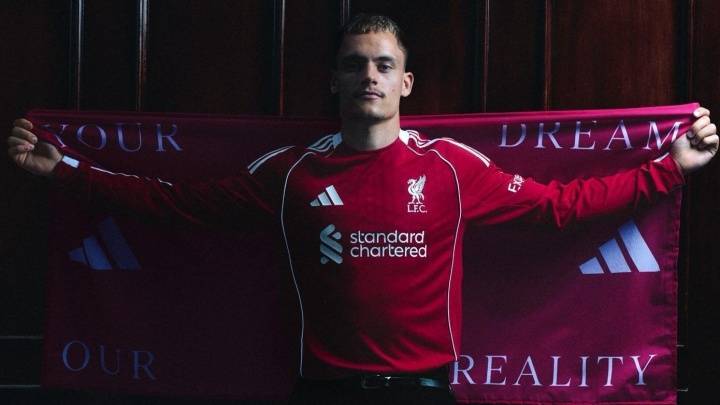 TA：利物浦与阿迪合同高于此前耐克，赞助费远超6000万镑一年